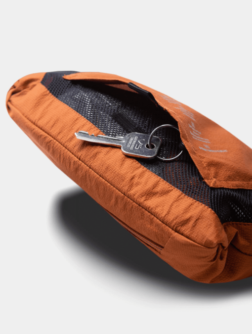 Jacket impermeable hombre TECH FORTIFY - Imagen 11