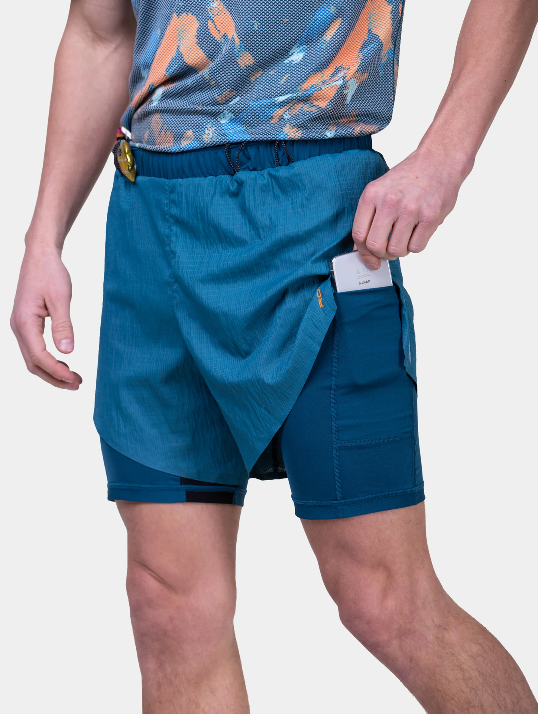 Short de Running Tech Race Twin Ronhill Hombre Azul Grisáceo - Imagen 4