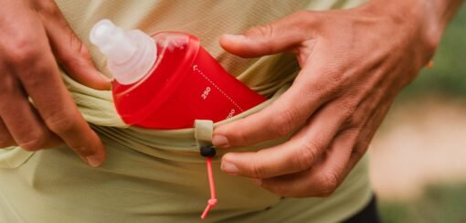 Botella Hidratación Running Compressport Unisex Rojo Válvula Rápida 4