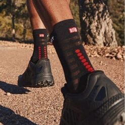 Imagen de Calcetines Running Compressport Unisex Negro Rojo Ultraligeros Transpirables 3
