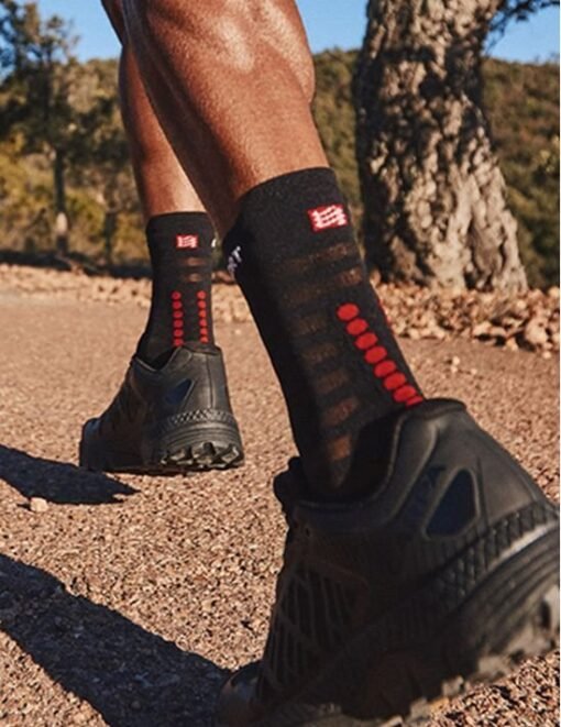 Imagen de Calcetines Running Compressport Unisex Negro Rojo Ultraligeros Transpirables 3