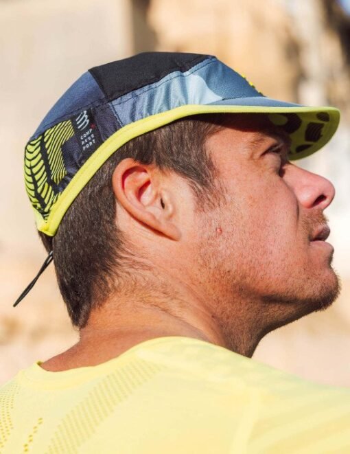 Gorra Running Compressport Unisex Blanca Ventilada 4