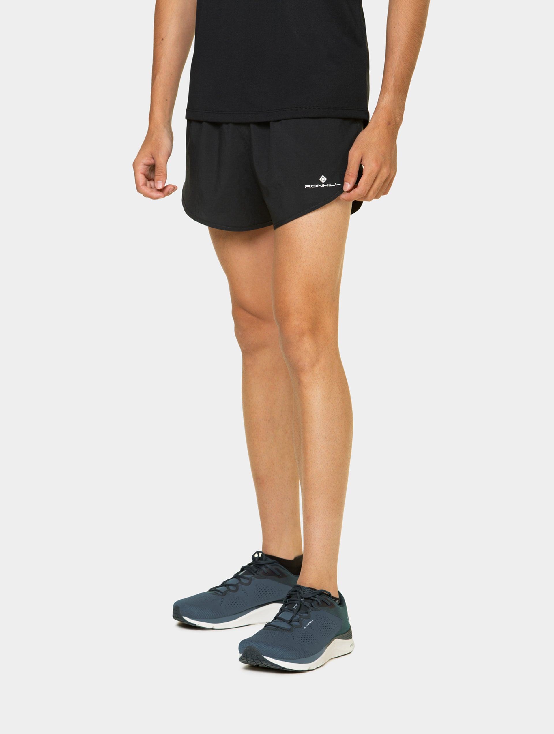Short Competencia Running Ronhill Core Racer Hombre Negro