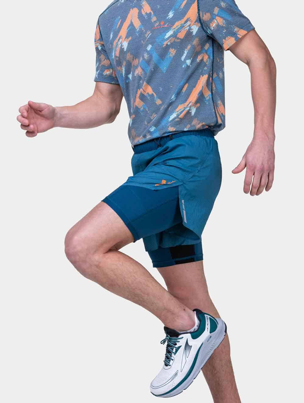 Short Running Ronhill Hombre Legión Naranja Fluor Tech Race Twin 2 en 1 - Imagen 3